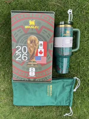 world-cup-2026-mexico-stanley-cup-product-image-1 Mexico 2026 soccer 40oz tumbler gift set