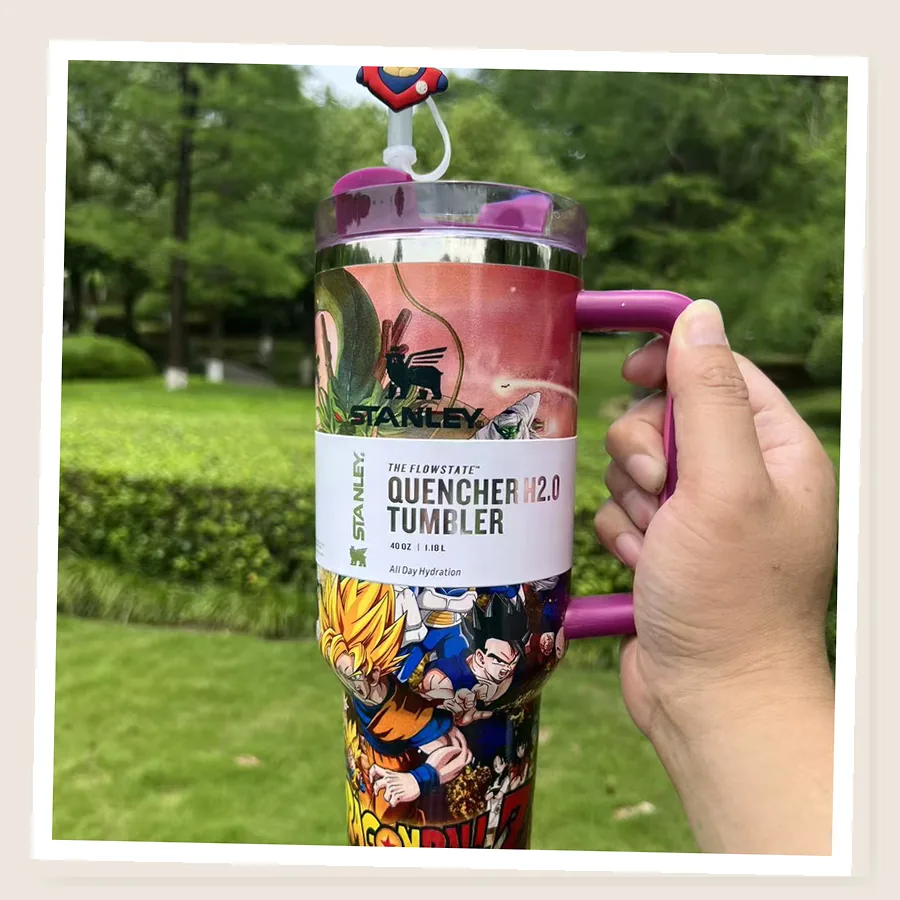 Goku-Inspired Anime 40oz Tumbler Gift Set buyer unboxing photo
