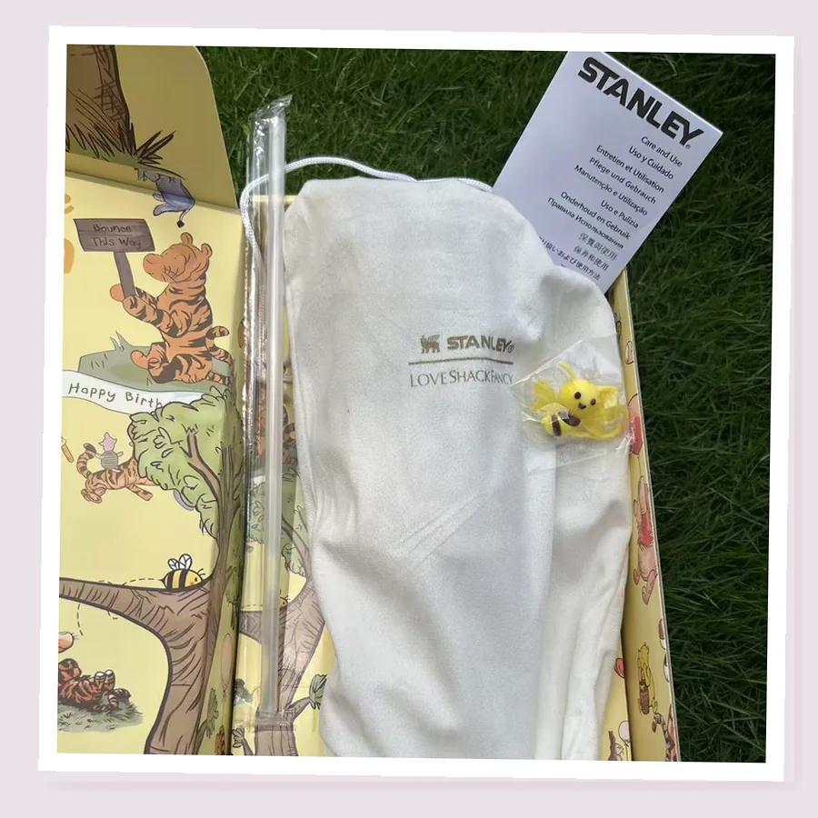 Vintage Pooh-Inspired Birthday 40oz Tumbler Gift Set buyer detail photo